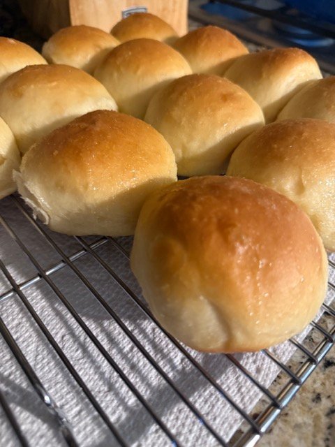 Dinner rolls